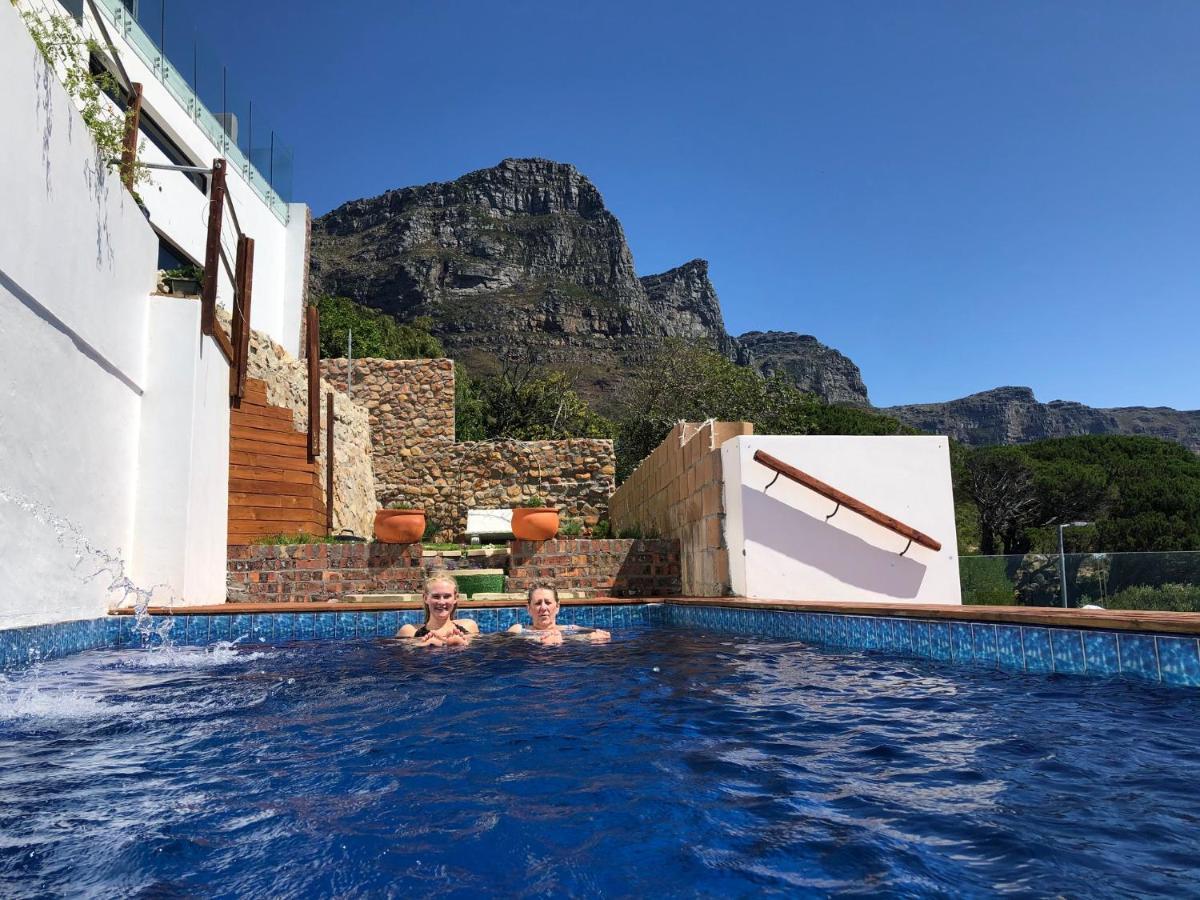 Camps Bay Blue Self-Catering Studios Cape Town Exterior photo
