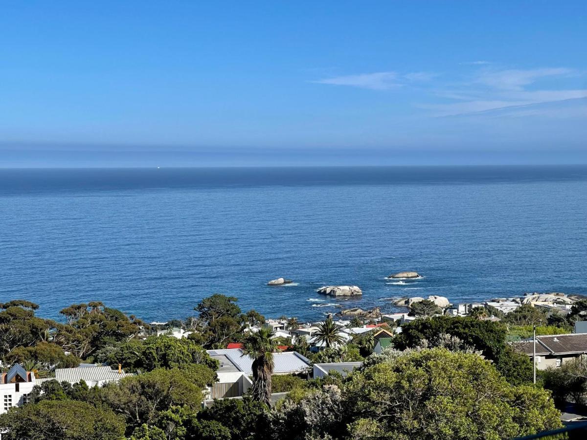 Camps Bay Blue Self-Catering Studios Cape Town Exterior photo