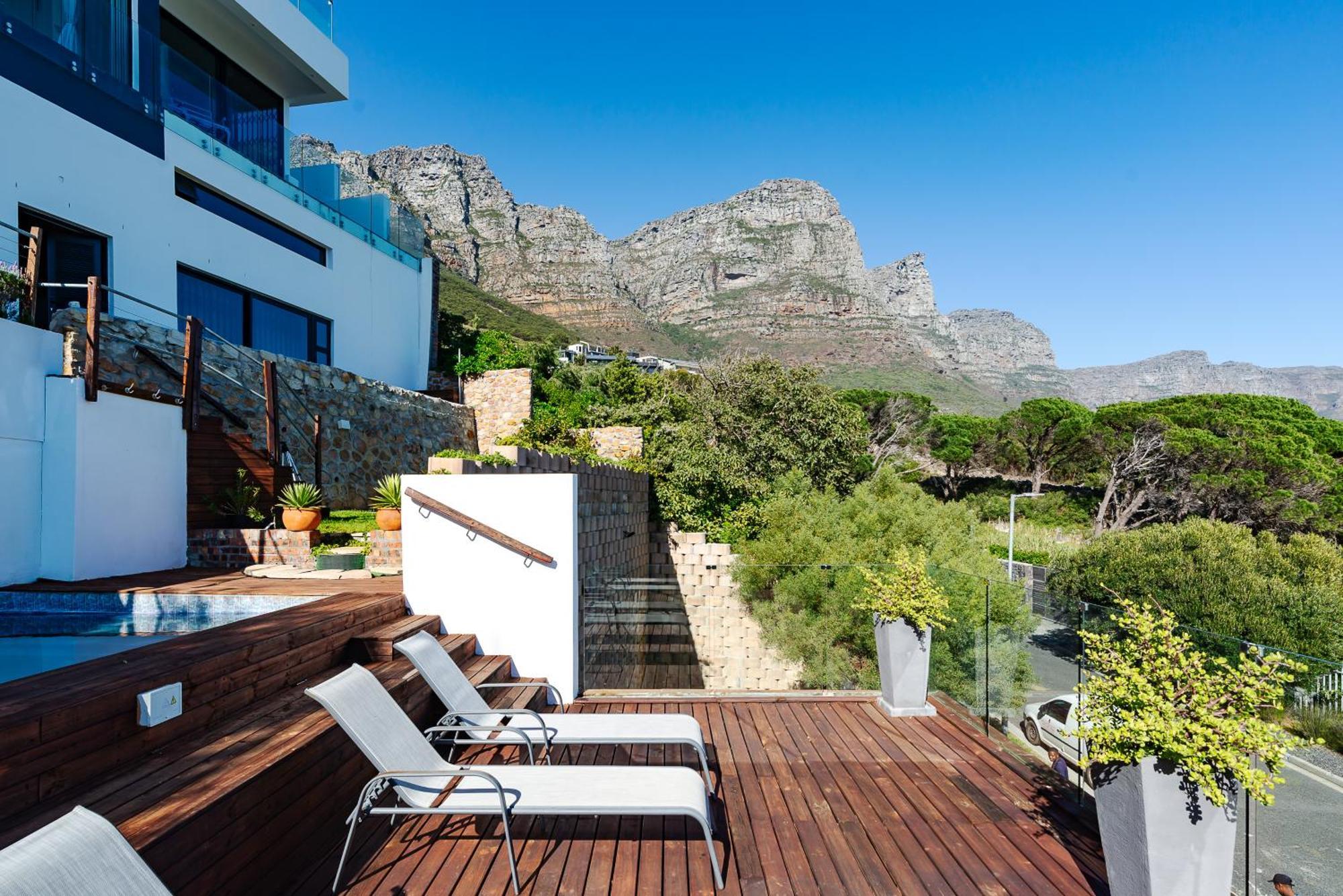 Camps Bay Blue Self-Catering Studios Cape Town Exterior photo